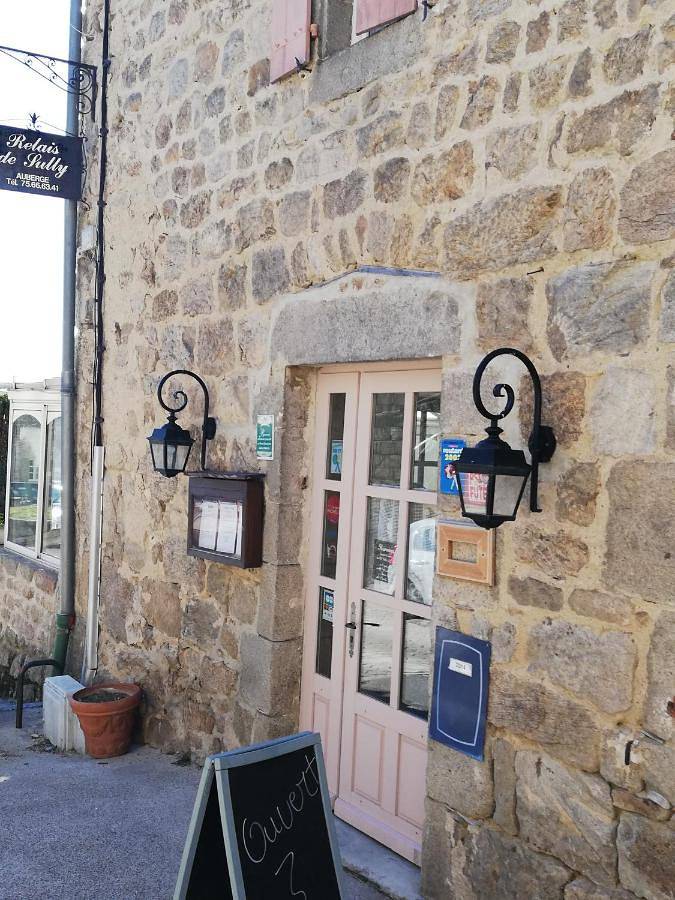 Le relais de sully in Gluiras, Parc naturel régional des Monts d'Ardèche