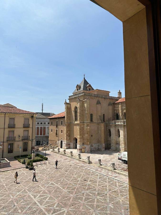 Hostal Restaurante Boccalino in León, Chaîne Cantabrique