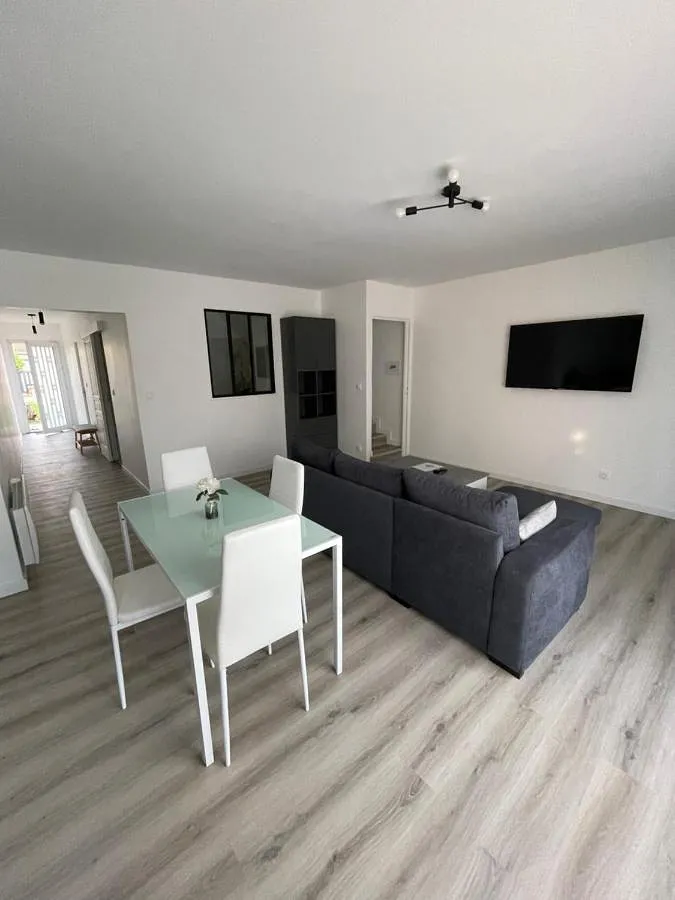 Villa für 4 Personen, mit Whirlpool und Garten - 1
