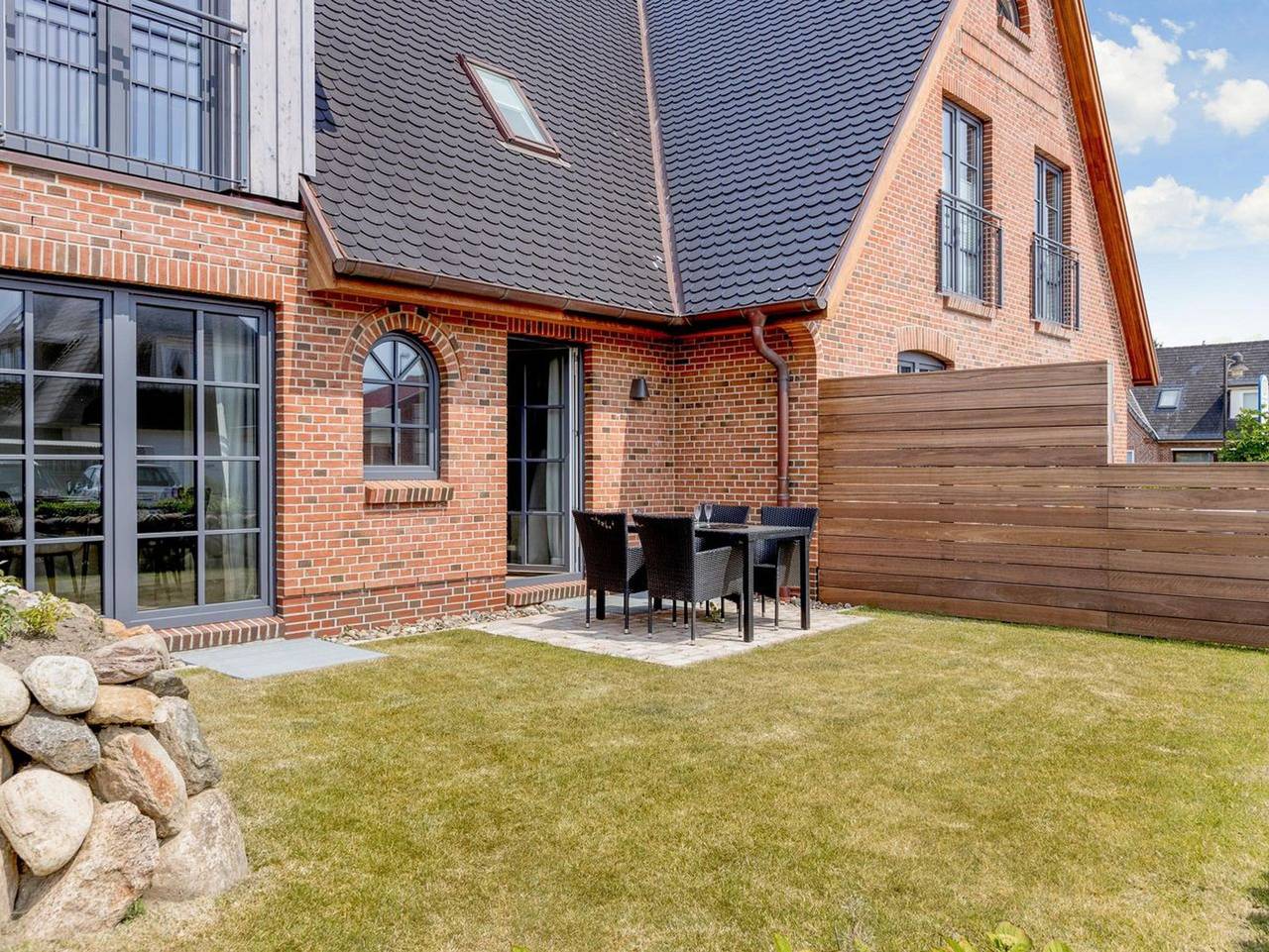 Ganze Ferienwohnung, Strandgut Wohnung 2 - Appartement im Haus Strandgut mit 3 Zimmern. auf ca. 58 m², für max. 3 Personen. in Wenningstedt, Sylt