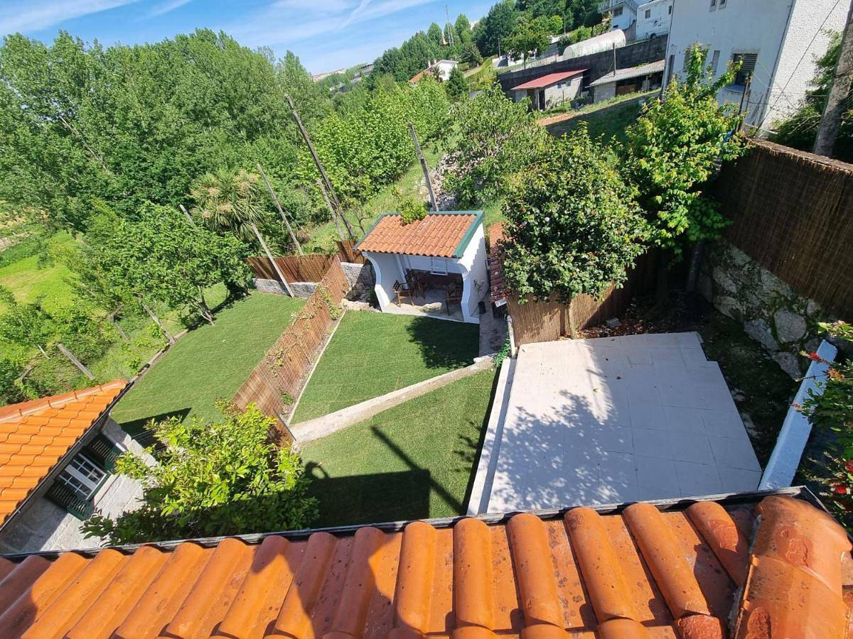Two-Bedroom House in Fafe, Distrito de Braga