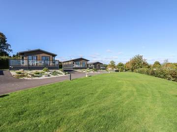 Lodge for 4 People in Newton Abbot, Devon, Photo 1
