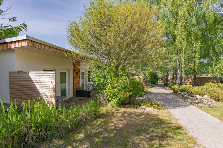 Ferienwohnung für 2 Personen, mit Terrasse und Garten sowie Ausblick in Benz