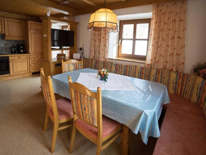 Chalet für 6 Personen, mit Garten und Balkon sowie Sauna in Leogang - 3