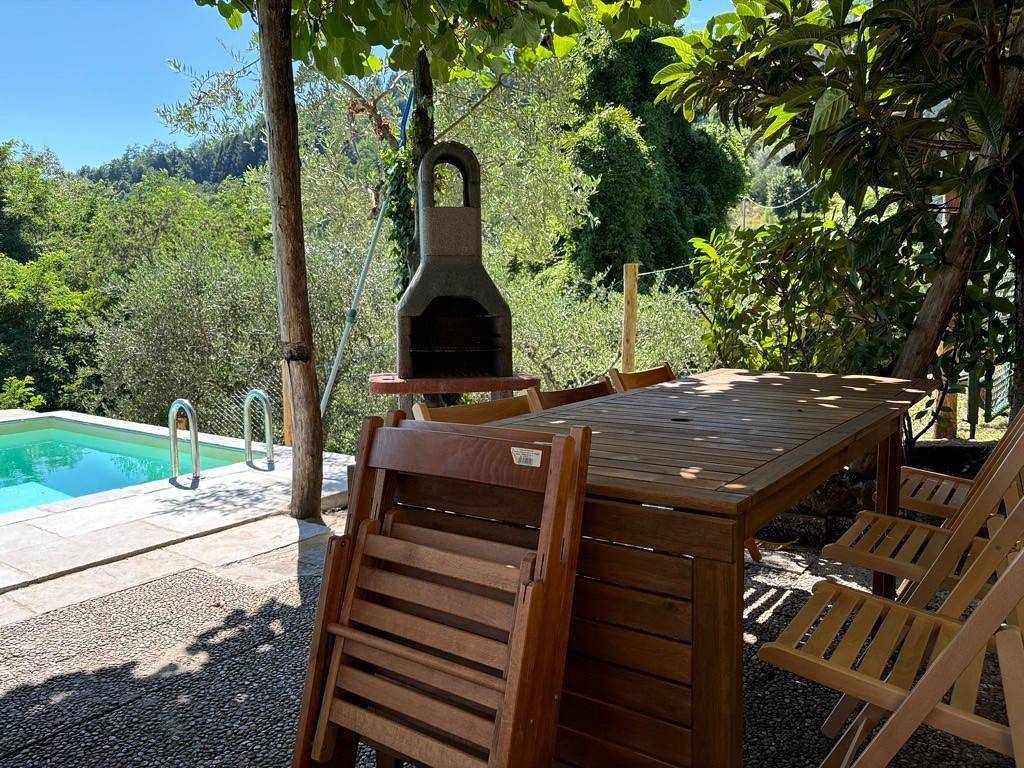 Ferienhaus mit Infinity-Pool in Bagni di Lucca, Lucca Provinz