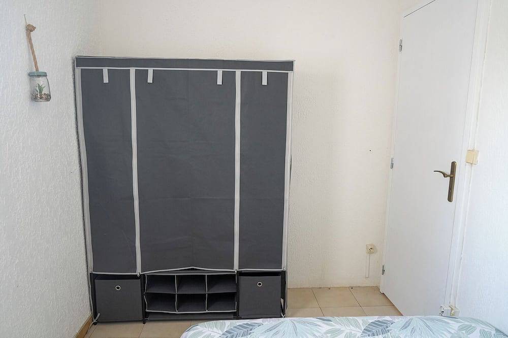 Maison climatisée,fibrée,2 chambres, 2 exterieurs,9 min à pieds plage de sable in Venzolasca, Arrondissement de Corte