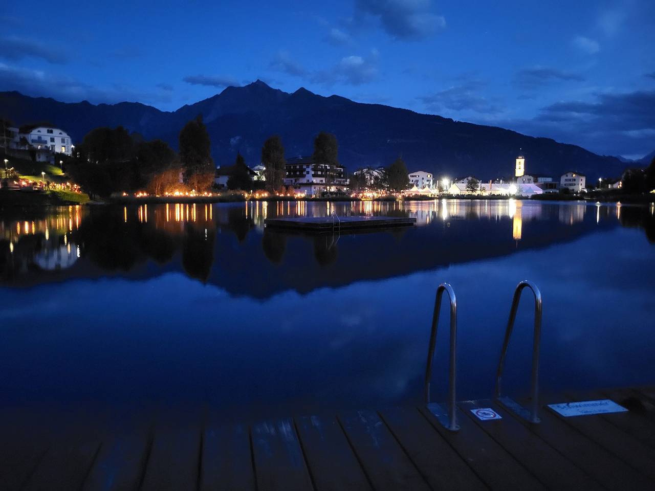 Ganze Ferienwohnung, Gemütliches Chalet mit fantastischer Aussicht in Laax Dorf, Laax