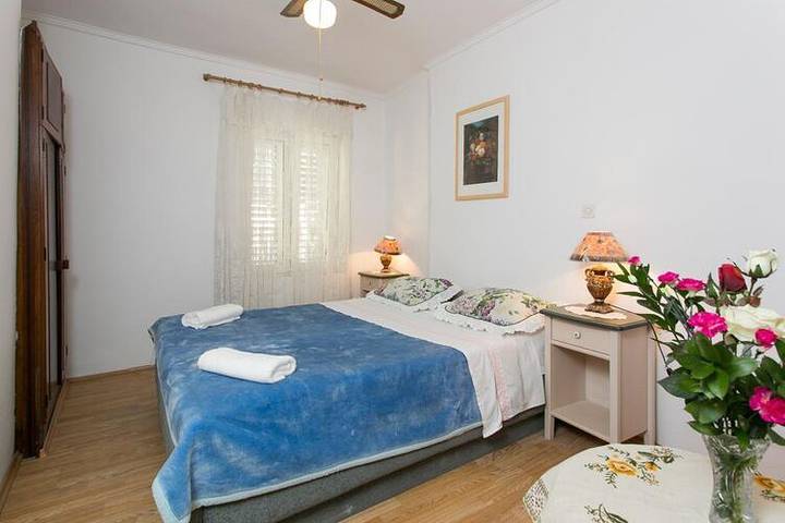 Ferienwohnung für 2 Personen, mit Terrasse und Pool in Grad Dubrovnik - 2