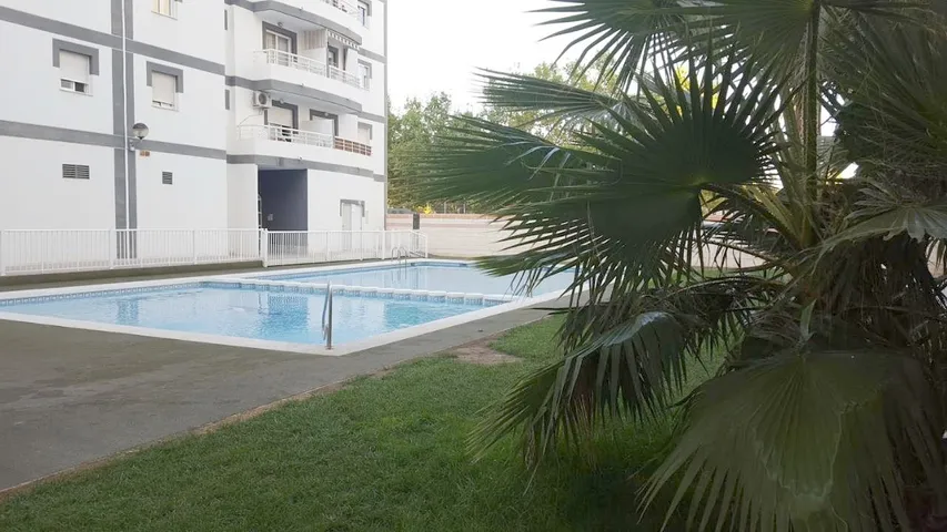 Ferienwohnung für 5 Personen, mit Ausblick und Balkon sowie Pool - 1
