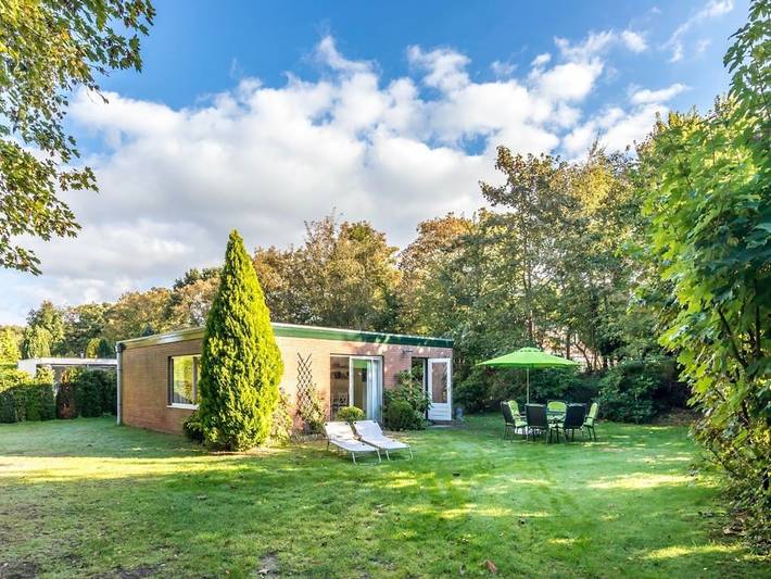 Ferienhaus für 5 Personen, mit Garten in Renesse