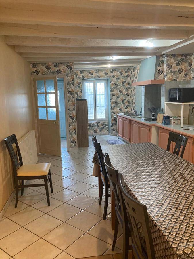 Gîte pour 8 personnes, avec vue dans La Chapelle-Montlinard