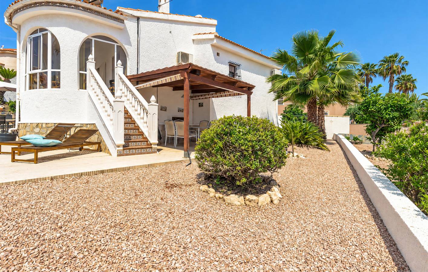 Apartamento con vistas al mar, garaje, piscina y terraza in Ciudad Quesada, Rojales