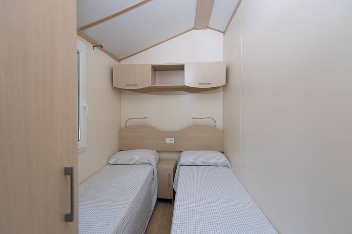 Camping für 5 Personen, mit Pool in Lido di Spina - 2