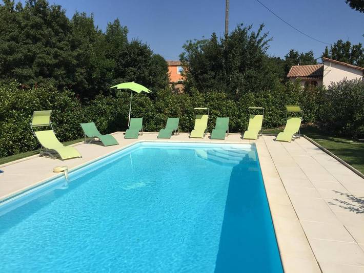 Location de vacances pour 6 personnes, avec vue ainsi que piscine et jardin à Saint-Vallier-de-Thiey - 4