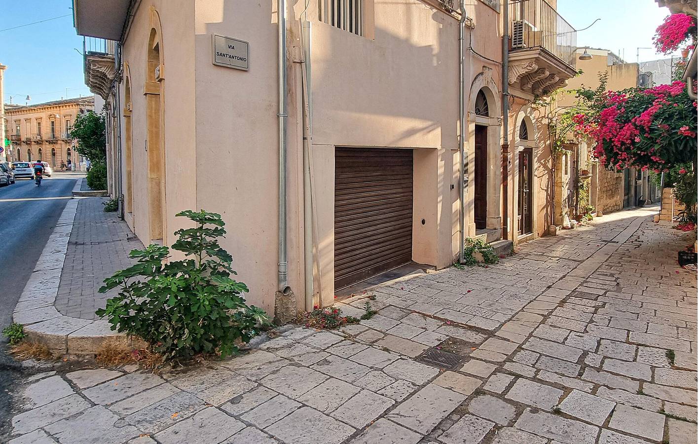 Appartement de vacances entier, Scicli City Center Apartment with WiFi & AC in Scicli, Province de Ragusa