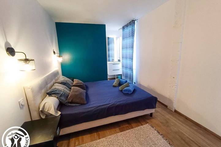 Location de vacances pour 8 personnes, avec jardin à Crégols - 3