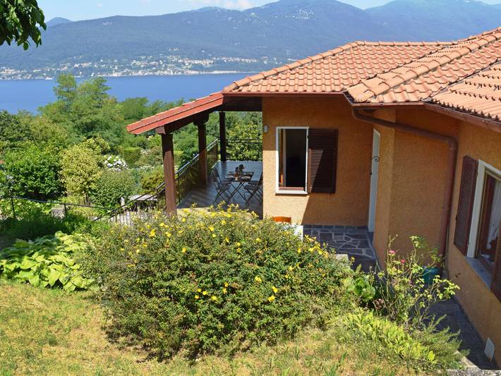 Ferienhaus für 5 Personen, mit Terrasse und Garten sowie Seeblick in Lago Maggiore (Lombardei) - 2