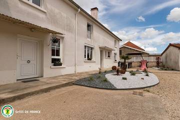 Gîte pour 14 personnes, avec terrasse à Loisy-sur-Marne