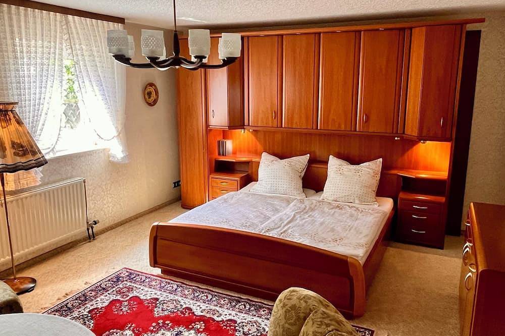 Ferienhaus \"Auf dem Heidchen\" direkt am Wald mit Sauna & großem Garten in Knüllwald, Schwalm-Eder-Kreis
