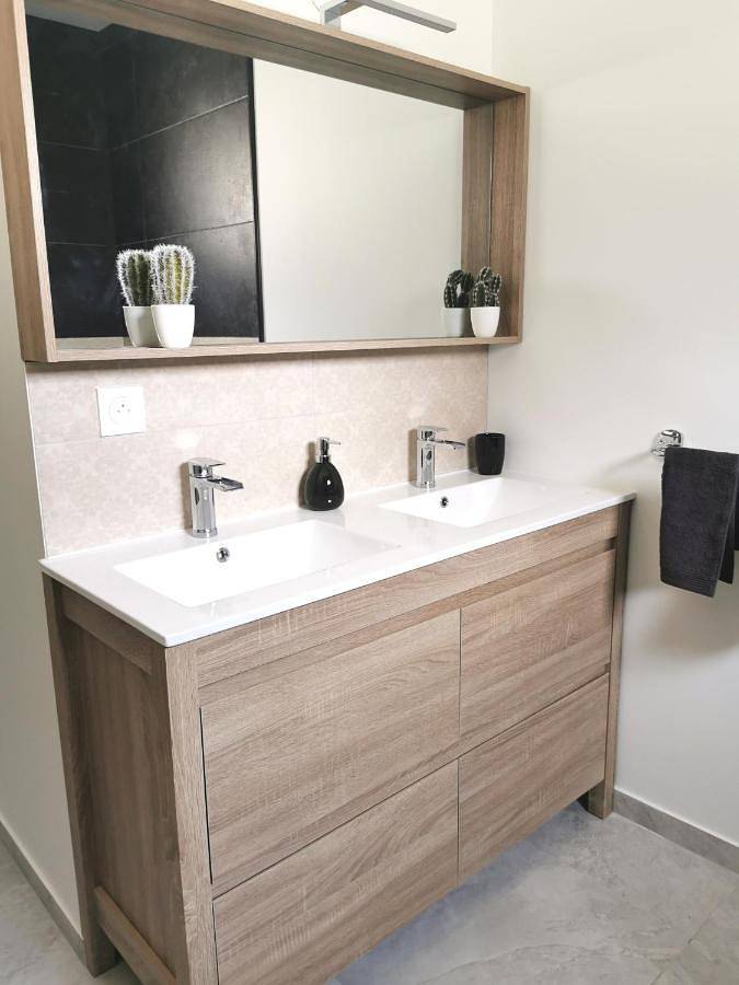 Location de vacances pour 6 personnes, avec terrasse et sauna à Saint-Clément (Yonne) - 2