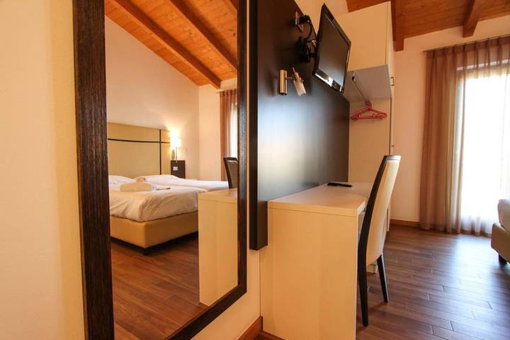 BnB für 3 Personen, mit Terrasse in Garda