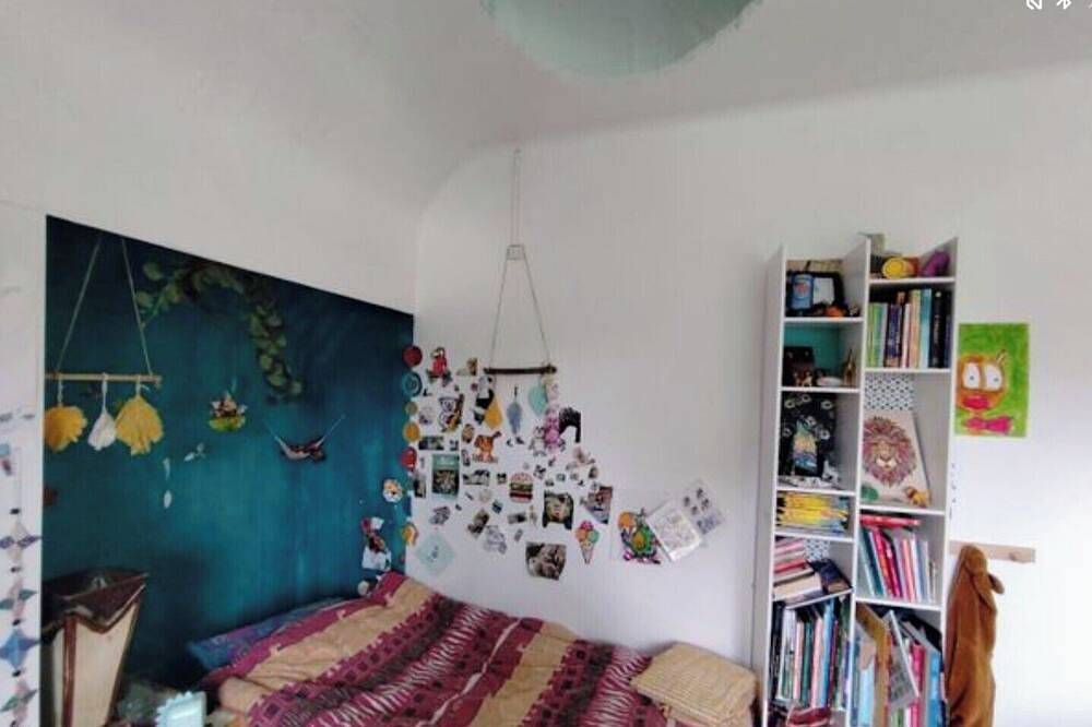 Family home of 130 m2 on two levels with enclosed garden 🌳 in Quimperlé, Region de Quimper