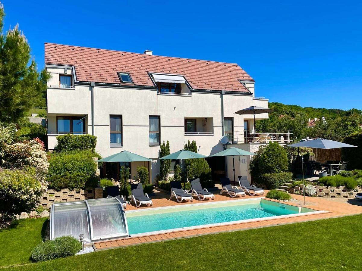 Ganze Wohnung, Panoráma Apartmanház in Balatonfüred, Balatonfüredi járás