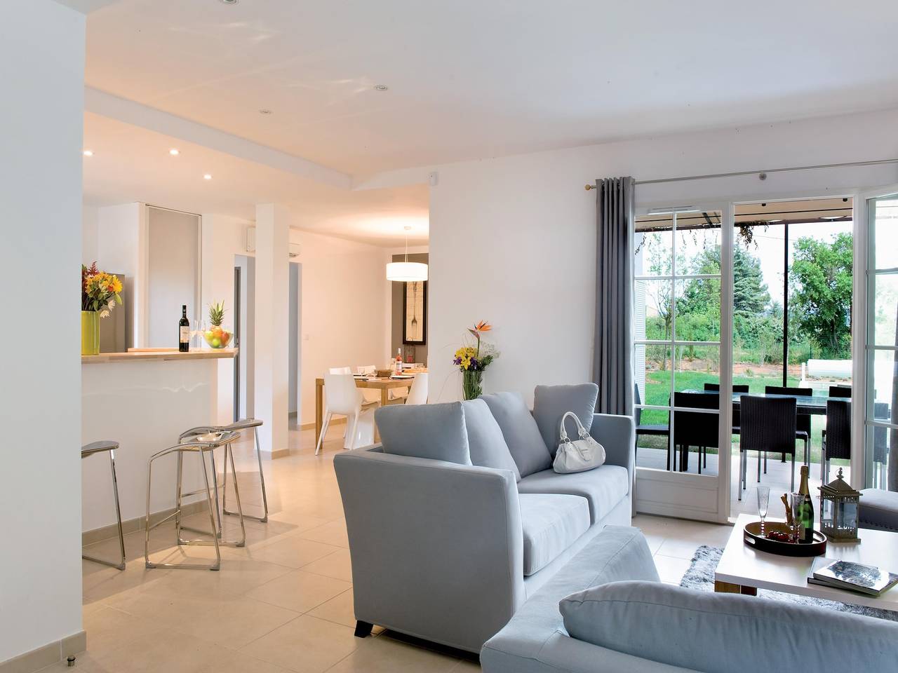 Magnífica villa para 8 personas con piscina in Saint-Saturnin-lès-Apt, Parque natural regional del Luberon