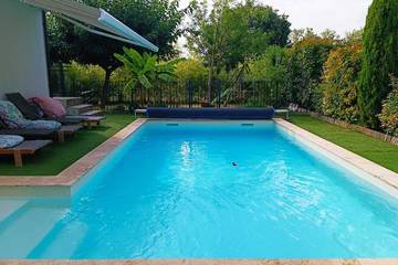 Cottage pour 8 personnes, avec jardin à Lédenon