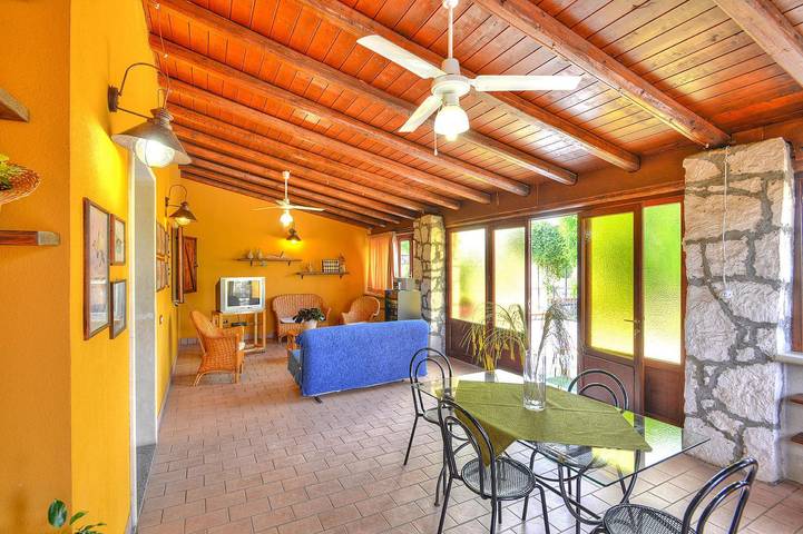Villa in Sicilia con piscina privata e giardino in Solarino, Siracusa e dintorni