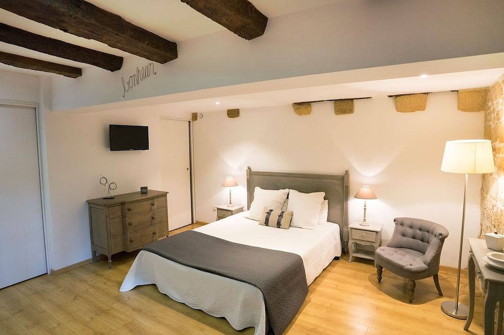 Appartement entier, La Petite Salamandre Studio in Sarlat-la-Canéda, Périgord Noir