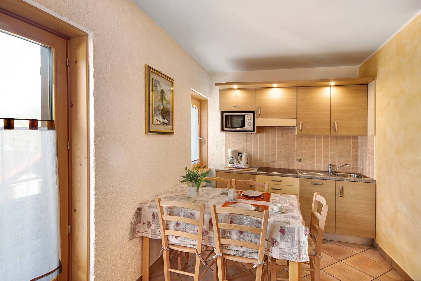 Ganze Wohnung, Ferienwohnung Residenz Attila Panorama mit Bergblick, Balkon und Wlan in Teola, Livigno