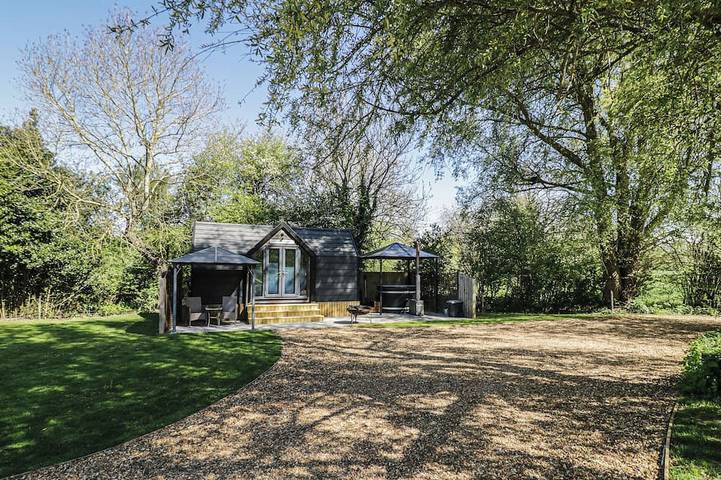 Cottage für 2 Personen, mit Whirlpool und Garten - 1