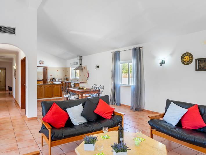 Location de vacances pour 6 personnes, avec jardin, animaux acceptés à Porches - 4