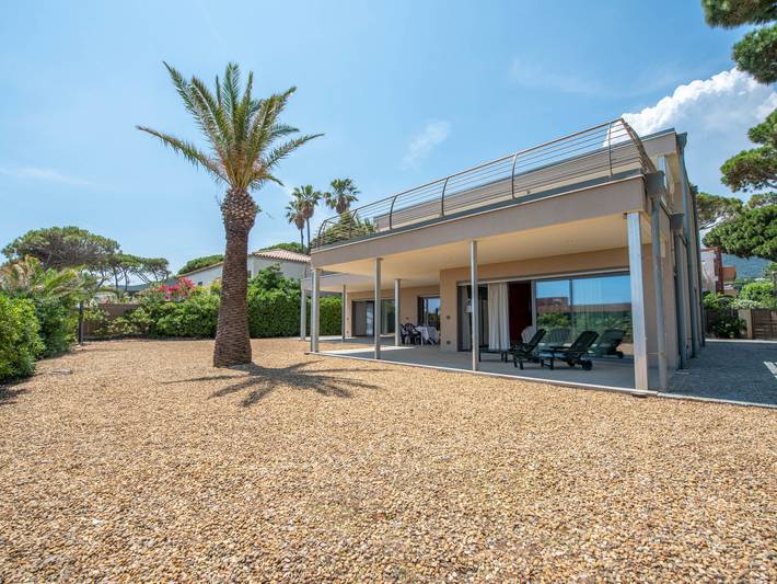 Ferienhaus für 9 Personen, mit Terrasse und Garten in Cavalaire-sur-Mer - 2