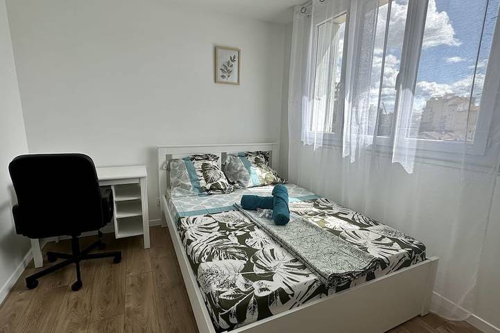 Entire apartment, Appartement 3 Chambres - Design et Convivial in Villeurbanne, Lyon region
