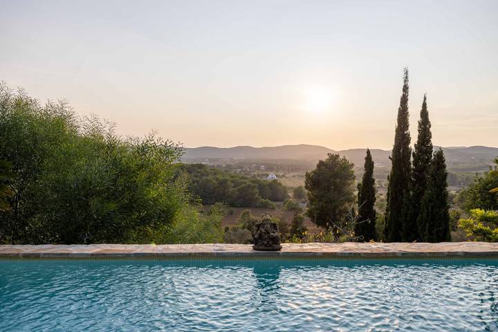 Casa rural para 5 personas, con terraza y jardín en San Miguel de Balansat - 4