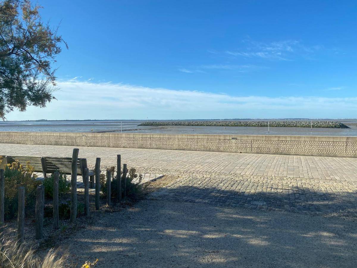 Châtelaillon-Plage, maison de pêcheur en front de mer in Châtelaillon-Plage, Région de La Rochelle