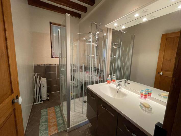 Location de vacances pour 9 personnes, avec jardin et vue, animaux acceptés à Veuil - 4