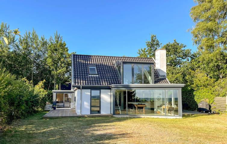 Ferienhaus für 8 Personen, mit Terrasse in Nordstrand (Tranekær)