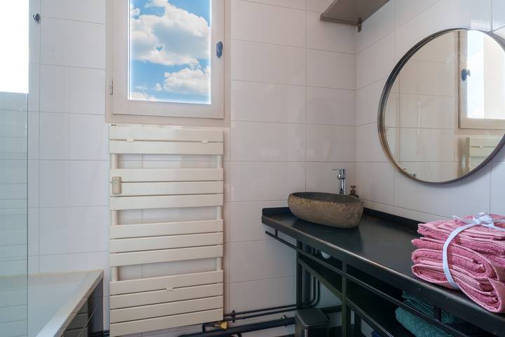 Appartement entier, L’Écrin de Limoges - Grand studio avec parking in Limoges, Région de Limoges