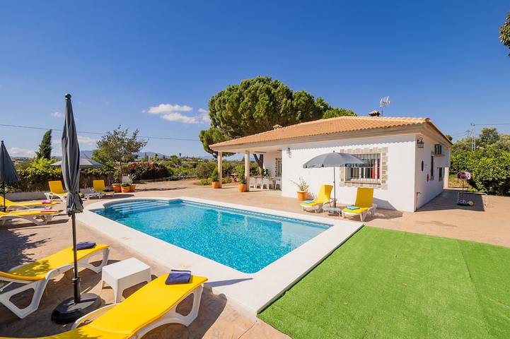 Ferienhaus für 7 Personen, mit Garten und Terrasse in Alhaurín el Grande