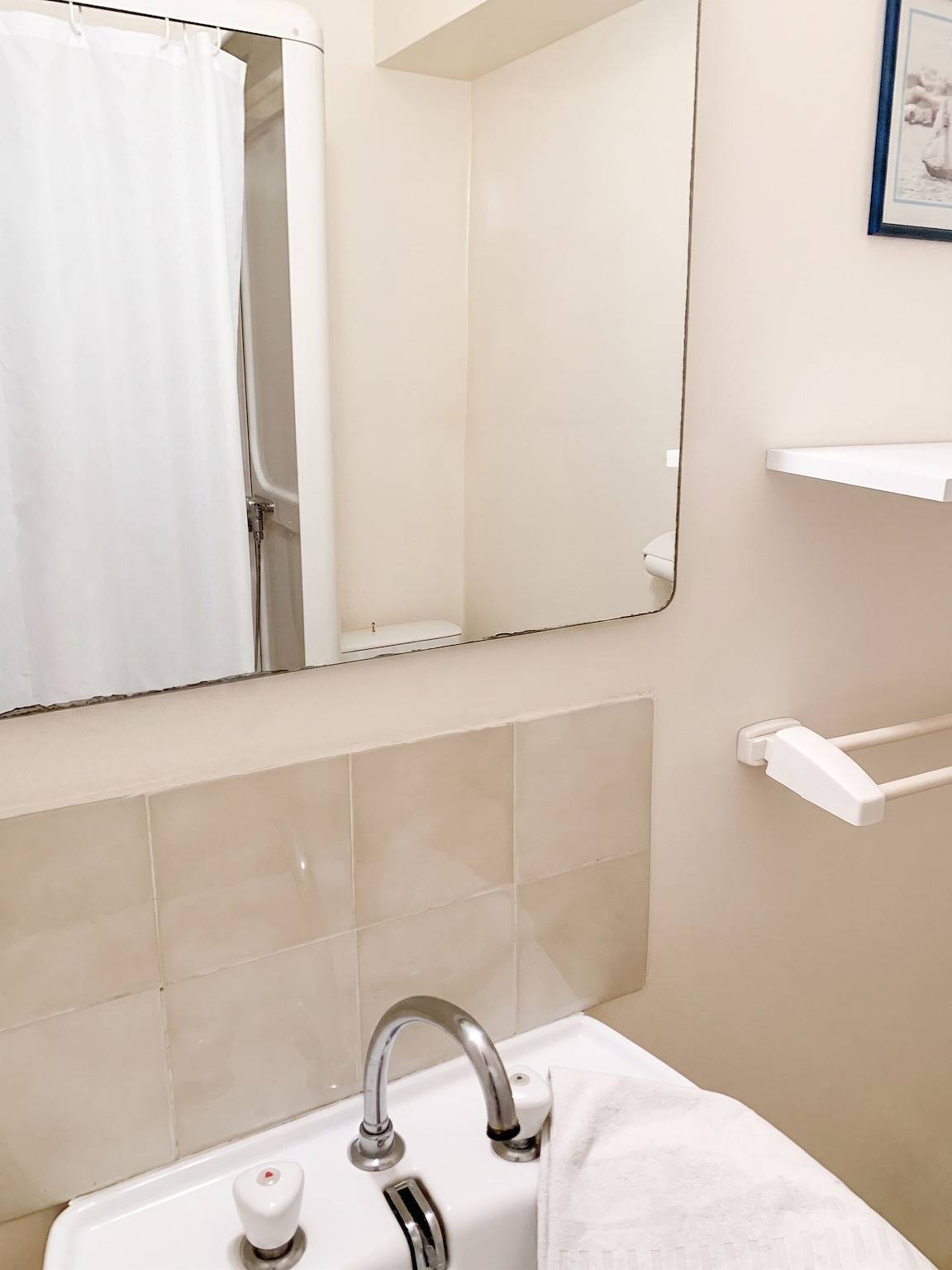 Apartamento entero, Apartamento acogedor en Néris-les-Bains, 20 m², balcón con vista in Néris-les-Bains, Región de Montluçon