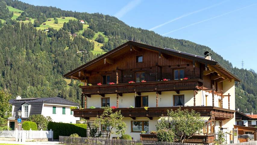 Holiday apartment for 6 people, with balcony - 1