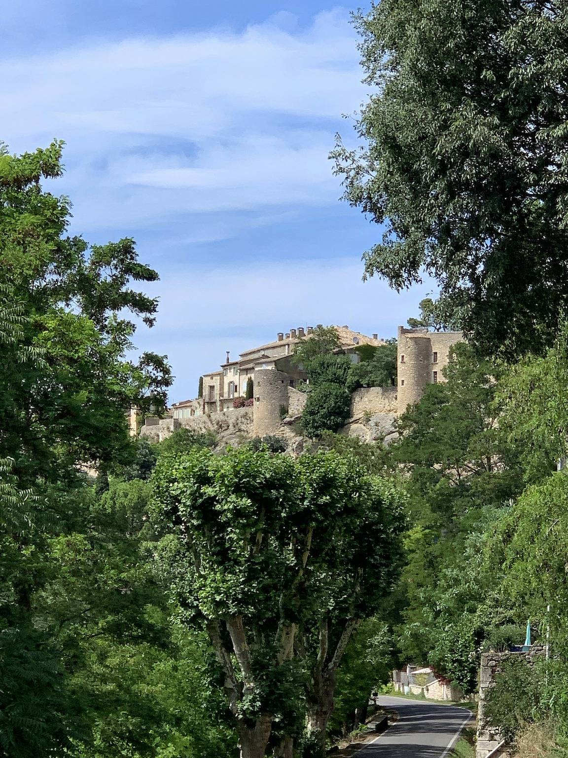 Maison perchée avec vue sur le Luberon à Ménerbes in Ménerbes, Parc naturel régional du Luberon