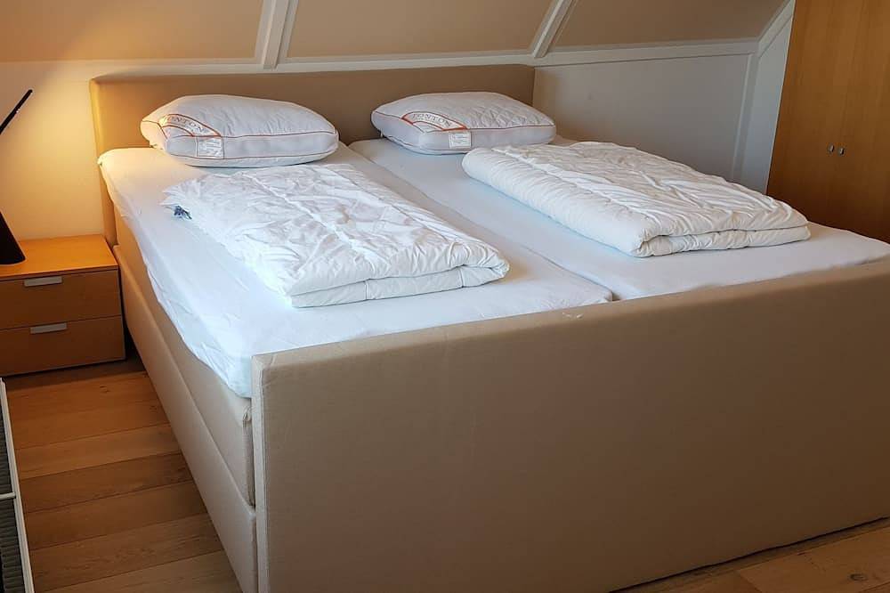 Schönes und gut gepflegtes Ferienhaus in Zeeland in Zonnemaire, Zeeuwse Kust