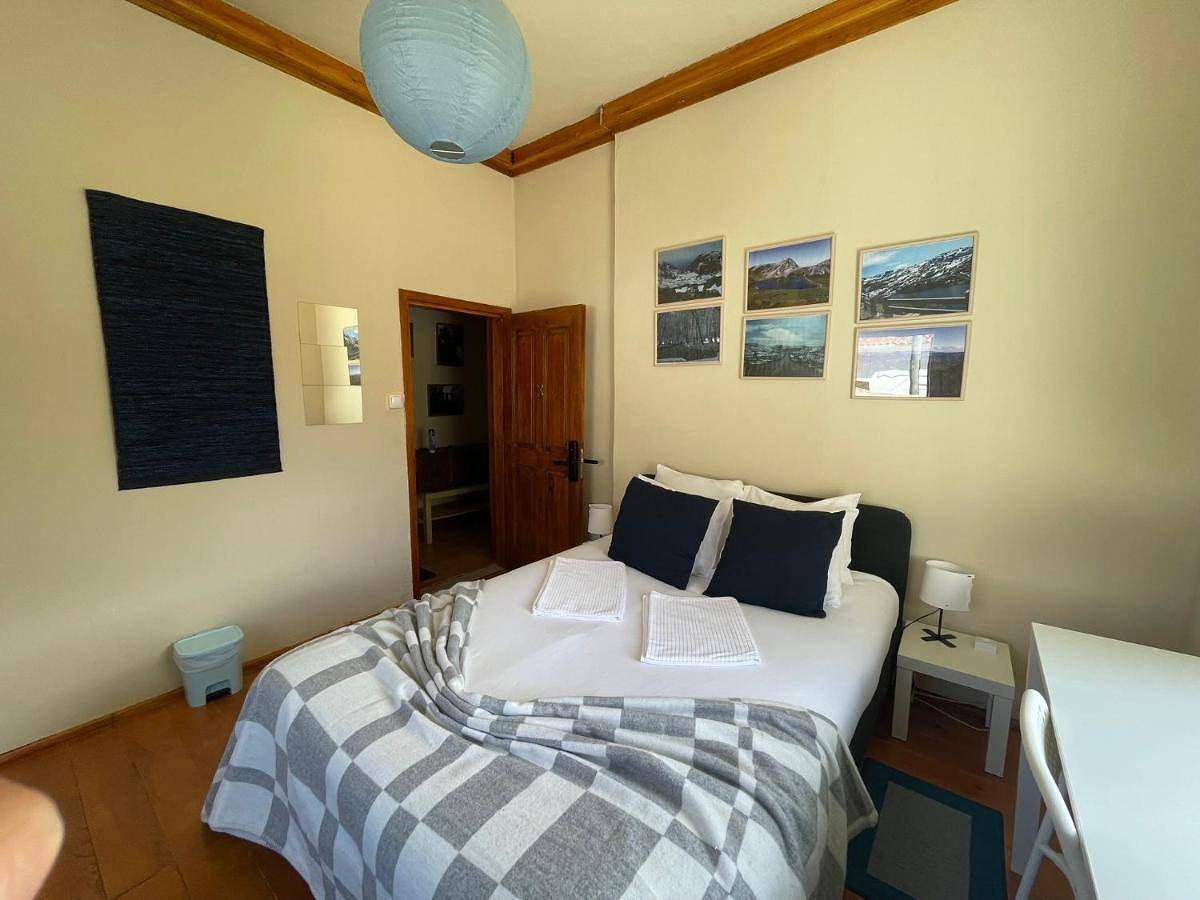 Apartamento de férias inteiro, Twin Room in Ramalhal, Distrito de Lisboa