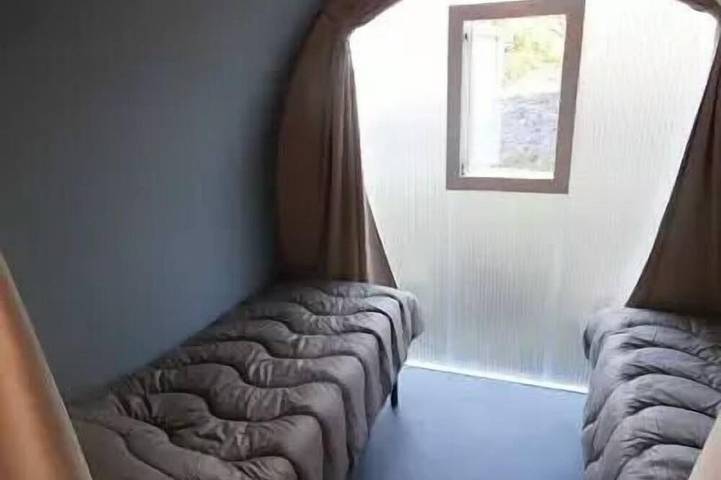 Mobil home pour 4 personnes à Thonac