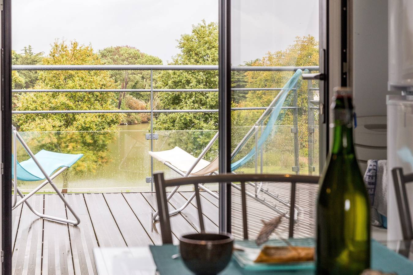 Apartamento entero, Apartamento 'Le Clos Du Pont, Zen' con vistas al mar, piscina privada y Wi-Fi in Noyalo, Côte des Mégalithes