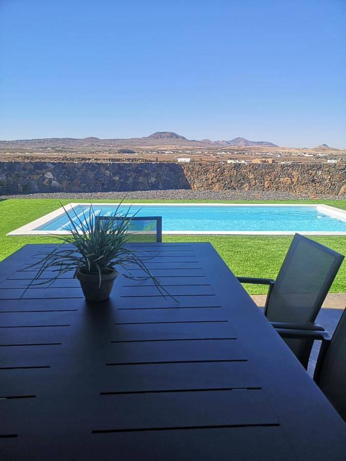 Villa Los Volcanes in Lajares, La Oliva